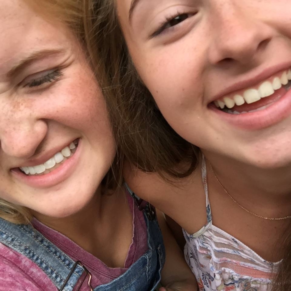 Meet your Posher, Maia